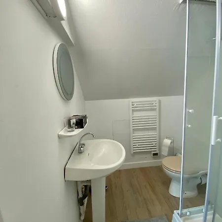 Les Paquerettes N 4 * لو مونت دوري