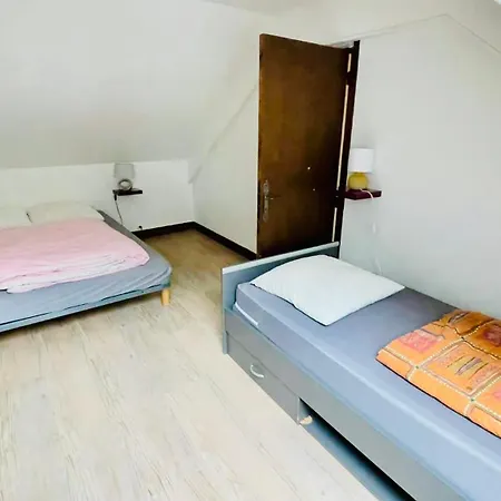 شقة Les Paquerettes N 4 *